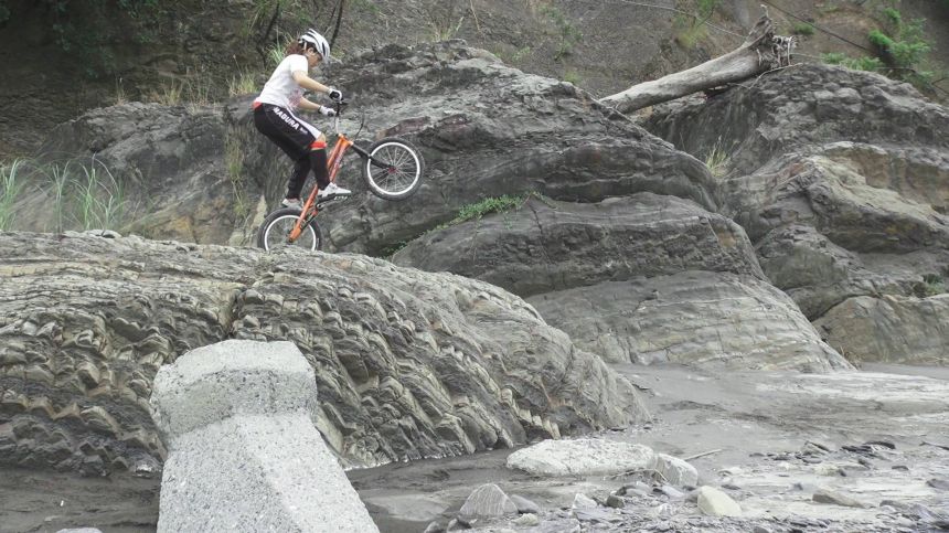 http://biketrial.tw/images/forum/2012/snapshot48.jpg